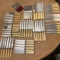 ست های ۶ تایی کارد استیل و دسته سلولویید انگلیسی|ظروف سرو و پذیرایی|تهران, امانیه|دیوار