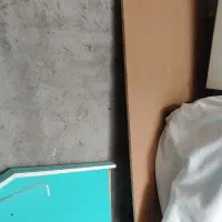 تخت و تشک دست دوم برای بچه|تخت و صندلی بچه|باسمنج, |دیوار