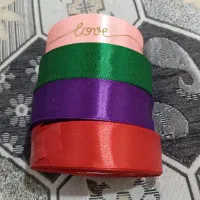 روبان قیمت مناسب|صنایع دستی و سایر لوازم تزئینی|خمینیشهر, |دیوار