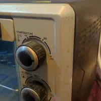 توستر استوک کم کار