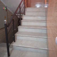 خدمات نظافت راه پله و ساختمان