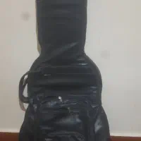 کیف چرمی گیتار.