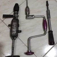 یه دستگاه دریل دستی انتیک و نوستالژیک درحد نو