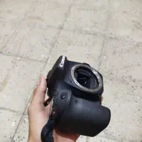 دوربین کنون d90