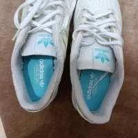 فروش کتونی آدیداس اصل