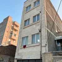 واحد ۸۲متری تک‌ خواب در خیابان مبارکی طبقه دوم