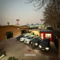 خانم منشی کارمند اداری
