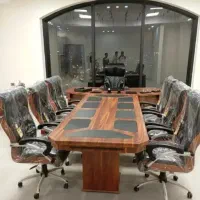 میز مدیریت ۲۲۰ میز کنفرانسی وکیوم چرم دار صندلی