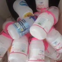 دبه های تمیز و دو کیلویی ماست