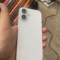 آیفون ۱۶ نرمال مشابه آکبند