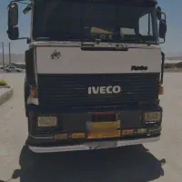 کامیون کشنده ایویکو ۳۳۰