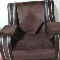 مبل 7نفره جنسل مخمل و چرم بسیار سالم و تمیز|مبلمان خانگی و میز عسلی|تربت جام, فاز ۲ فرهنگیان|دیوار