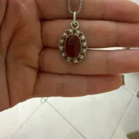 گردنبند نقره با سنگ عقیق