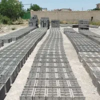 کارگر بلوک زنی