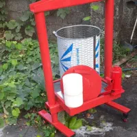 دستگاه ابمیوه گیری|آبمیوهگیر و آبمرکباتگیر|صومعهسرا, |دیوار