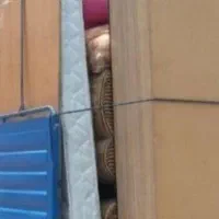 کارگر گشیدن کناف از اره پله مبل شیشه ساختمان و|خدمات حمل و نقل|تبریز, |دیوار