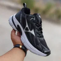 فروش عمده کفش اسپرت اورجینال.کفش کار . کفش ورزشی|عمده‌فروشی|خمینی‌شهر, |دیوار