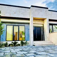 بیا-بیا-ببین-واست-چی-اوردم-با-بودجه-کم-کلید-بگیر