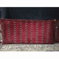 پشتی با طرح فرش