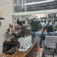 باریستا مسلط به بارگرم و سرد خانم یا اقا|استخدام خدمات فروشگاه و رستوران|فردیس, شهرک هفده شهریور|دیوار