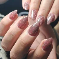 تخفیف ۱۰ روزه کاشت ناخن|خدمات آرایشگری و زیبایی|زابل, |دیوار