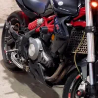 بنلی ۳۰۰ جفت سیلندر