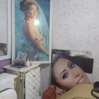 فروش صندلی وآینه ومیزناخن آرایشگاه|آرایشگاه و سالن‌های زیبایی|خرم‌آباد, |دیوار