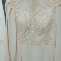 پیراهن کرمی مجلسی