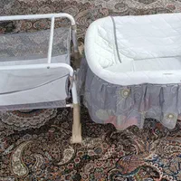 گهواره نوزادی تا دوسال موزیکال باپشه بند|تخت و صندلی بچه|اراک, |دیوار