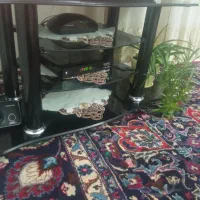 میز تلویزیون شیشه ای