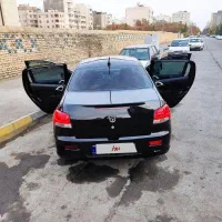 رانا پانوراما سقف شیشه ای ۶ سرعته|خودرو سواری و وانت|مشهد, هنرستان|دیوار