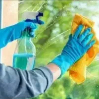 خدمتکار آقا هستم