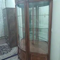 ببوفه کاملا سالم بدون هیچ گونه شکستکی|بوفه، ویترین، کنسول|تهران, سیزده آبان|دیوار