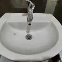 روشویی کاملاً سالم