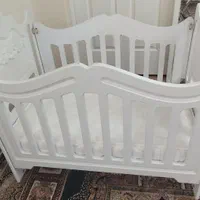 تخت نوزاد