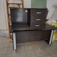 میز کامپیوتر یا لوازم التحریر
