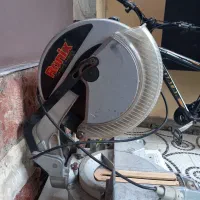 یک دستگاه  فارسی بر