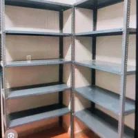 تعداد ۶۰ عدد قفسه و ۵۰ عدد پایه قفسه دسته دوم