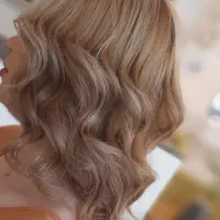 تخفیف خدمات زیبایی به مناسبت افتتاحیه (ترمیم)|خدمات آرایشگری و زیبایی|مشهد, سید رضی|دیوار