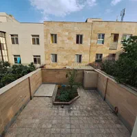 فروش ویلایی ۲۰۰متری ۴ خوابه فاز ۴ محله ۱ اندیشه