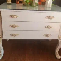 میز ناخن و استند لاک و میز میک آپ عروس با آینه