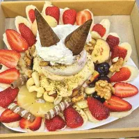 استخدام همکار خانم و آقا در بستنی فروشی