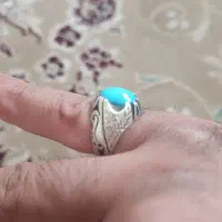 انگشتر فیروزه بسیار زیبا و خوشرنگ