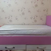 تختخواب به همراه خوشخواب