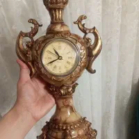 ساعت رومیزی قدیمی