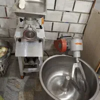 چرخ گوشت  و خمیرگیر