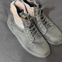 بوت طوسی سایز ۴۰