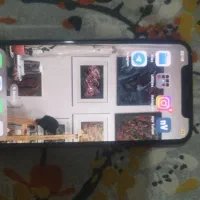 آیفون xs..