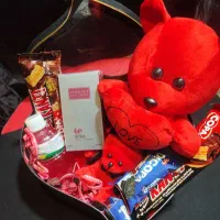 حراج تعداد محدود باکس ولنتاین از ۱۵۰ تومن-لحظه آخر