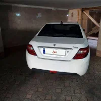 خودرو دنا پلاس ۵ دنده دستی EF7